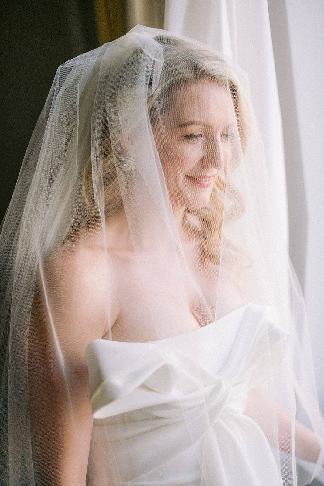 bride withe veil